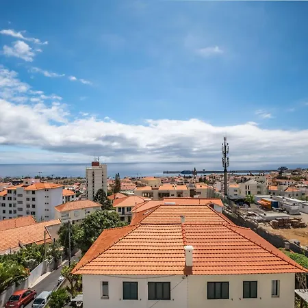 Rooftop - By Wehost Apartment Funchal (Madeira)