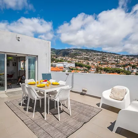 Rooftop - By Wehost *