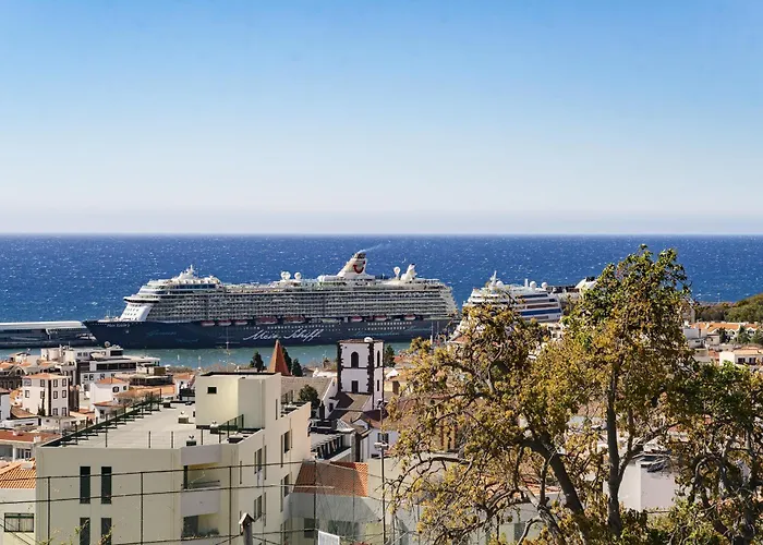 アパート Rooftop - By Wehost