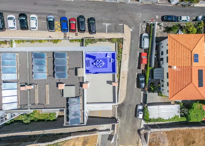 アパート Rooftop - By Wehost *